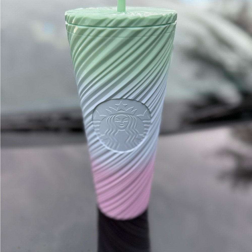 Starbucks Mint Green and Pink Tumbler🩷💚